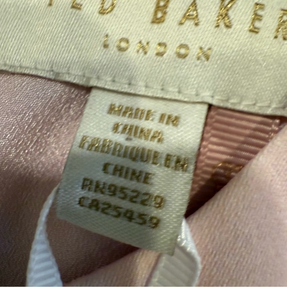 Ted Baker Pink Floral Print Off Shoulder Top SZ 4 =US Sz 10 NWT Ret $269 - Picture 5 of 11